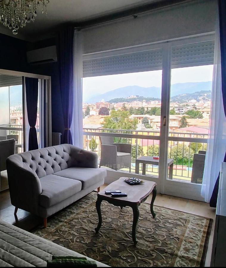 Panorama Apartment *